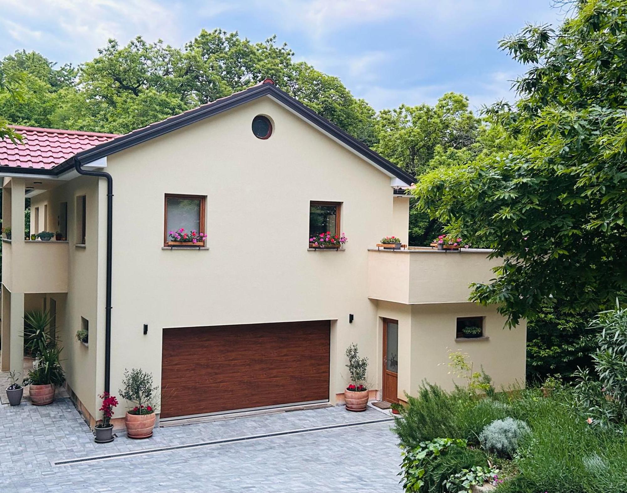 Apartment With A Terrace Forest Home Lullula Veprinac Exteriér fotografie